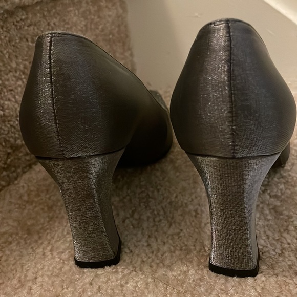 Stuart Weitzman Satin Rhinestone Pumps - Picture 4 of 9